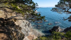 hyeres-porquerolles-hyeres-le-tour-de-la-presquile-de-giens-headerjpg-1200×675